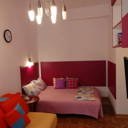 Slavija Square Apartment *